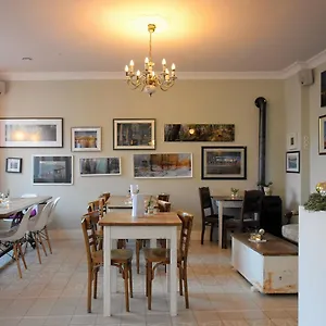 https://alte-schreinerei-historisches-bed-breakfast.dusseldorf-hotel.net